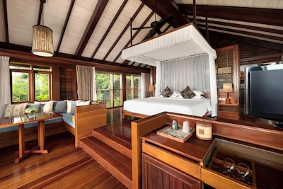 Yalong Bay Earthly Paradise Birds Nest Resort — photo 4